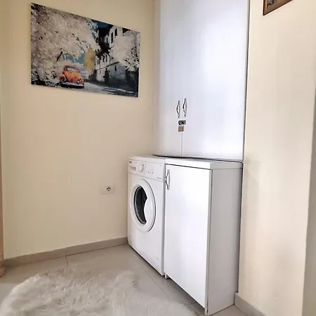 Appartamento In The Center Tirana